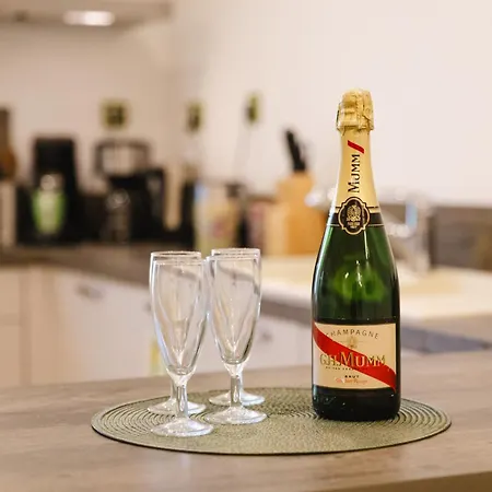 Le Mont'aide - Bayeux - 3 Lits - Accessible Pmr *