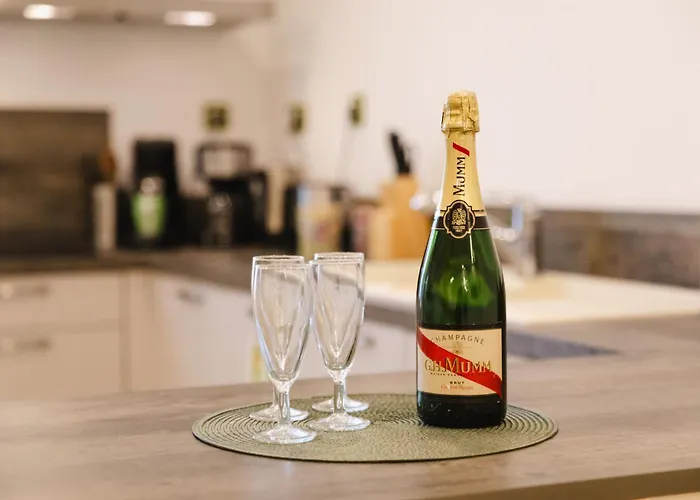 Le Mont'aide - Bayeux - 3 Lits - Accessible Pmr *